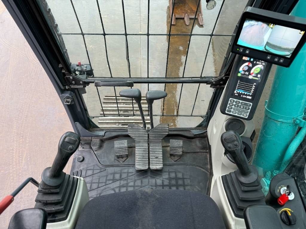 Kettenbagger of the type Kobelco SK300NLC-10 - Hammer Lines / Quick Coupler, Gebrauchtmaschine in Veldhoven (Picture 10)