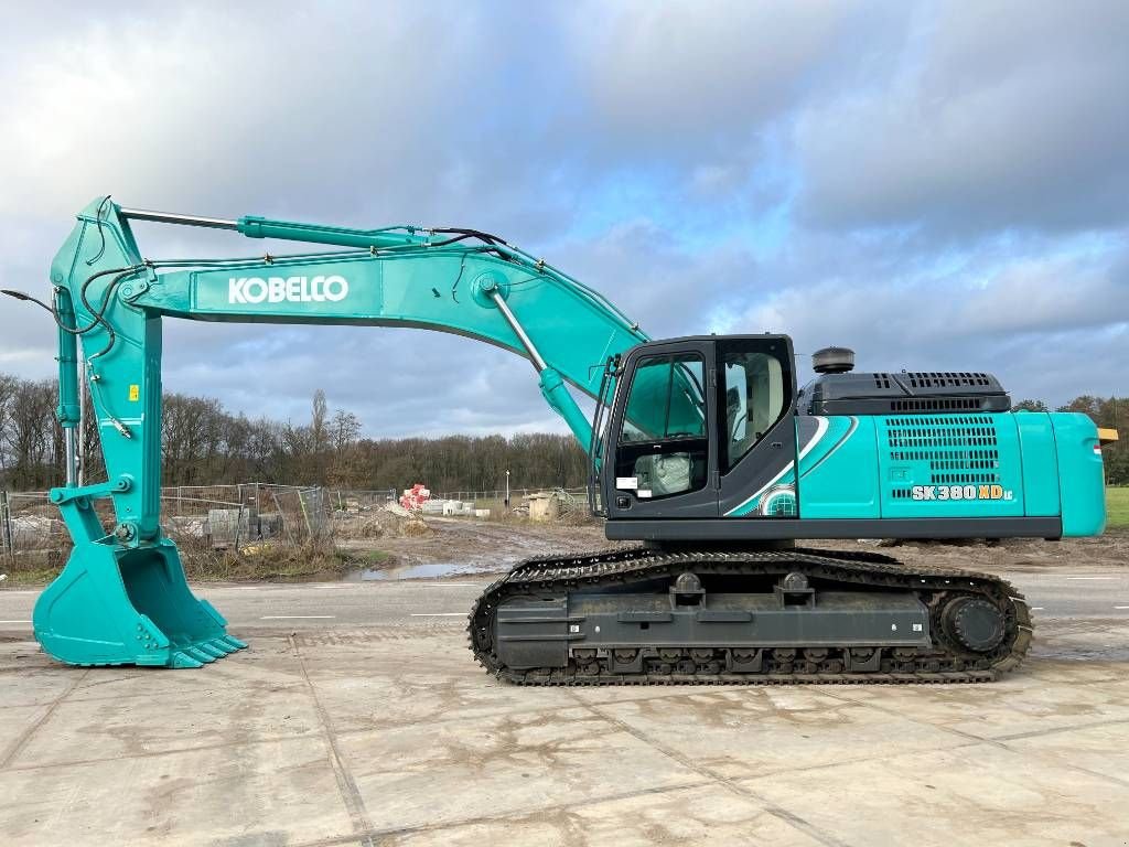 Kettenbagger of the type Kobelco SK380XDLC-10 - New / Unused / Hammer Lines, Gebrauchtmaschine in Veldhoven (Picture 1)