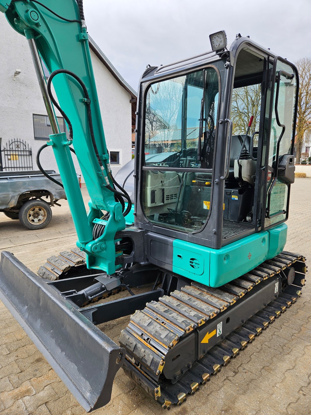 Kettenbagger du type Kobelco SK55SR, Gebrauchtmaschine en Geiselhöring (Photo 3)