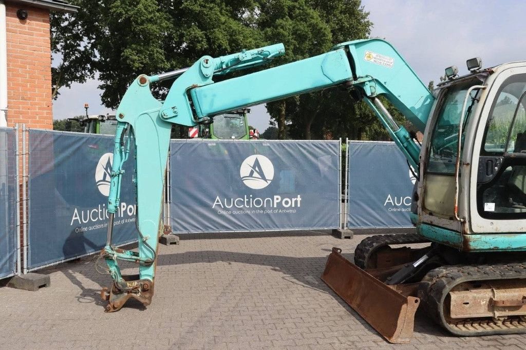 Kettenbagger del tipo Kobelco SK70SR-1E, Gebrauchtmaschine In Antwerpen (Immagine 10)