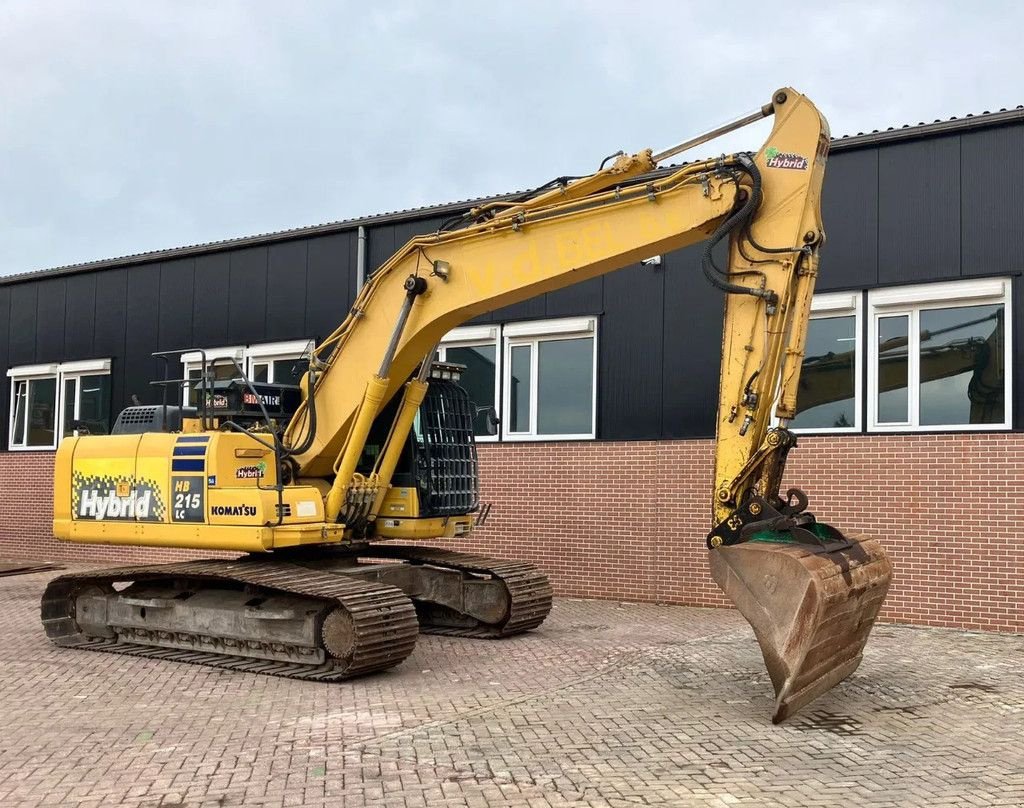 Kettenbagger des Typs Komatsu HB215LC-2, Gebrauchtmaschine in Barneveld (Bild 2)