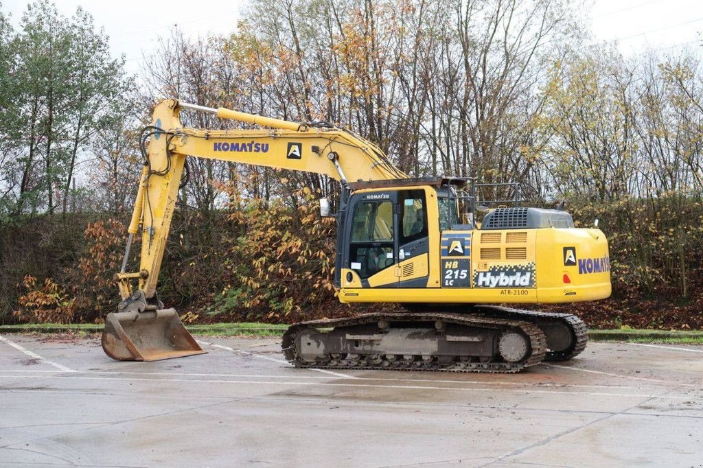 Kettenbagger a típus Komatsu HB215LC-3, Gebrauchtmaschine ekkor: Antwerpen (Kép 3)