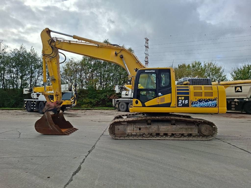 Kettenbagger za tip Komatsu HB215LC-3, Gebrauchtmaschine u Stabroek (Slika 1)
