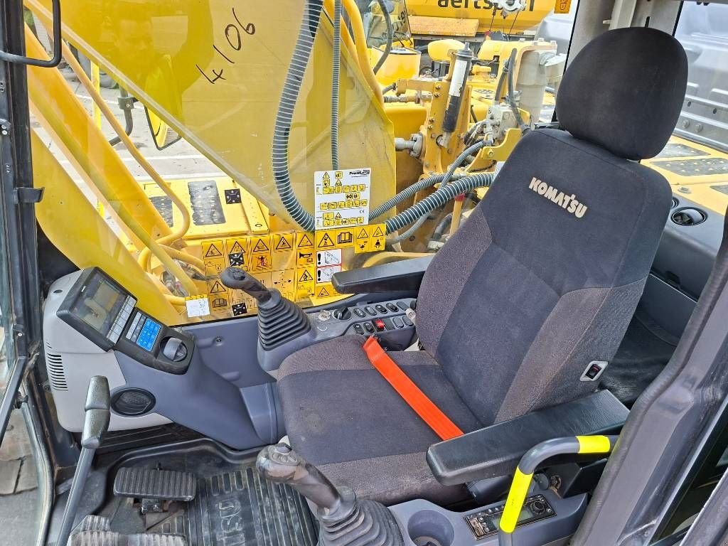 Kettenbagger za tip Komatsu HB215LC-3, Gebrauchtmaschine u Stabroek (Slika 9)