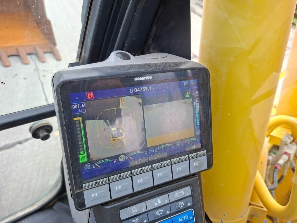 Kettenbagger za tip Komatsu HB215LC-3, Gebrauchtmaschine u Stabroek (Slika 8)