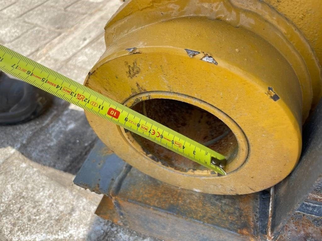 Kettenbagger des Typs Komatsu Long reach, Neumaschine in Roosendaal (Bild 6)