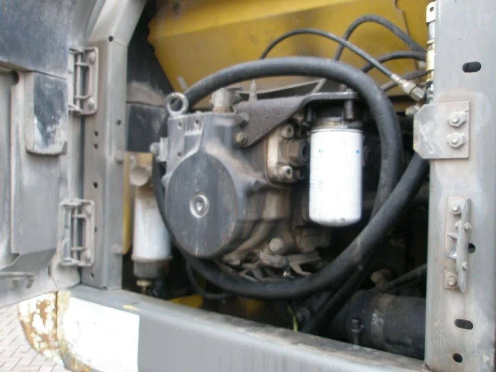 Kettenbagger des Typs Komatsu PC 210LC-8, Gebrauchtmaschine in Barneveld (Bild 5)