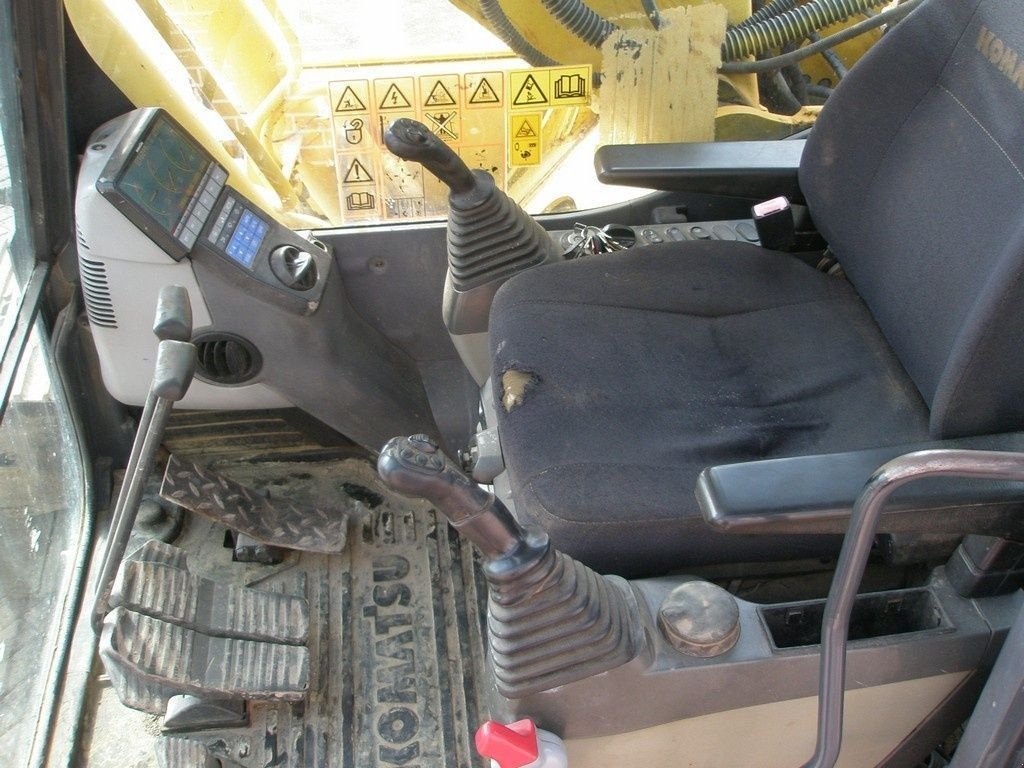 Kettenbagger des Typs Komatsu PC 210LC-8, Gebrauchtmaschine in Barneveld (Bild 8)