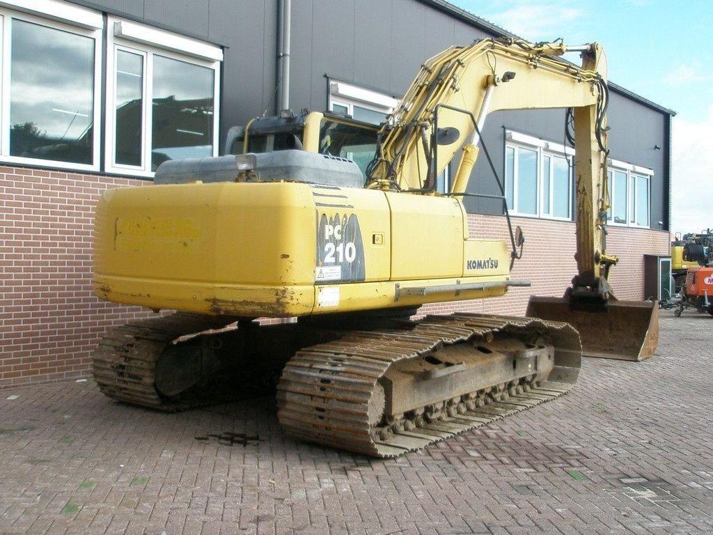Kettenbagger des Typs Komatsu PC 210LC-8, Gebrauchtmaschine in Barneveld (Bild 3)