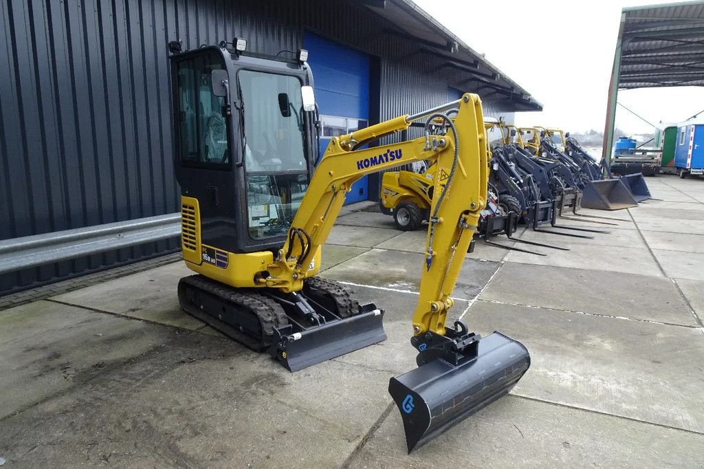 Kettenbagger des Typs Komatsu PC16R HS, Neumaschine in Losdorp (Bild 2)