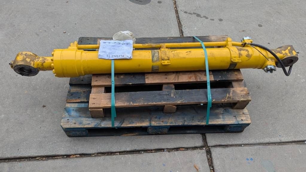 Kettenbagger des Typs Komatsu PC210LC-10 / -11 - BUCKET CYLINDER - 707-E1-01300, Neumaschine in Overijse (Bild 4)