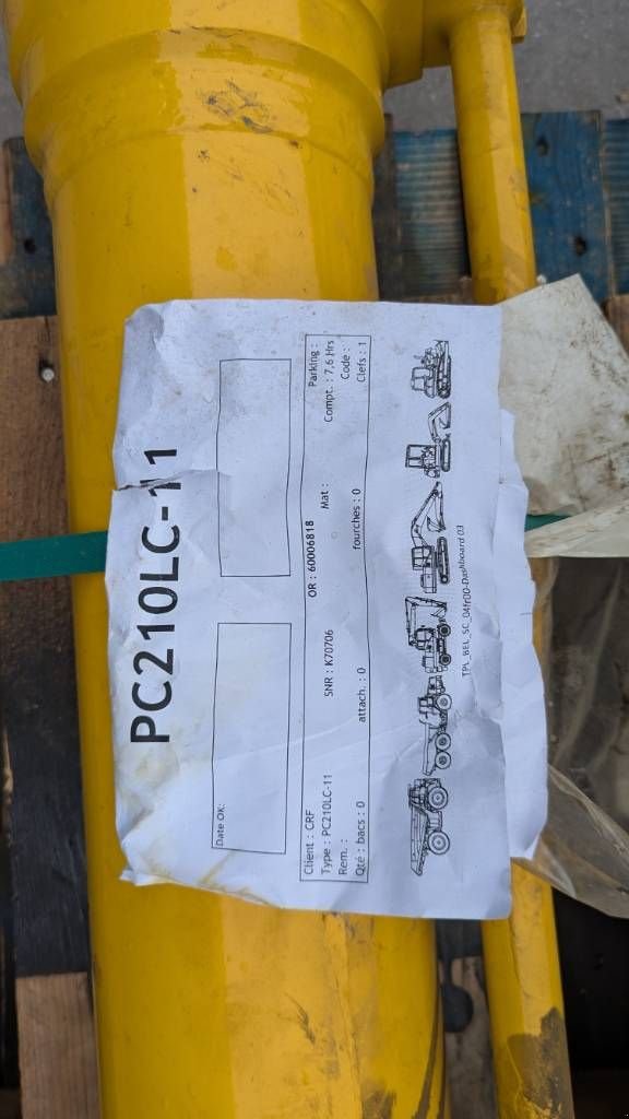 Kettenbagger des Typs Komatsu PC210LC-10 / -11 - BUCKET CYLINDER - 707-E1-01300, Neumaschine in Overijse (Bild 7)