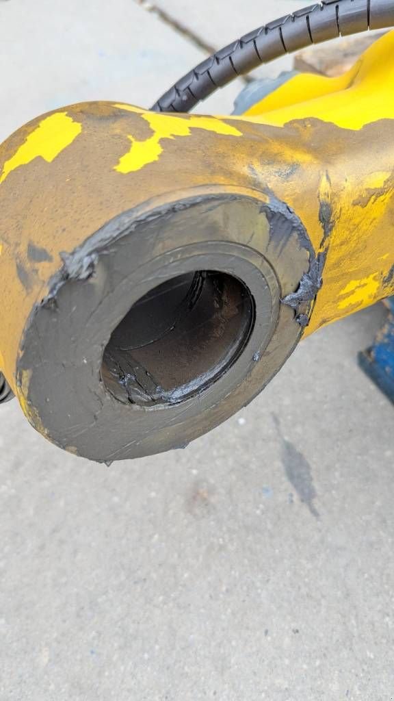 Kettenbagger des Typs Komatsu PC210LC-10 / -11 - BUCKET CYLINDER - 707-E1-01300, Neumaschine in Overijse (Bild 2)