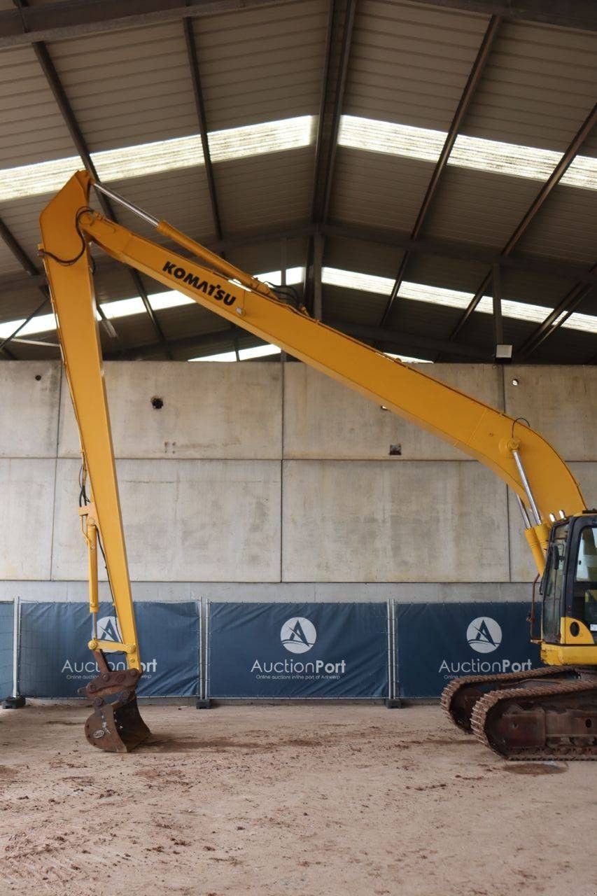 Kettenbagger typu Komatsu PC210LC-10, Gebrauchtmaschine v Antwerpen (Obrázok 11)