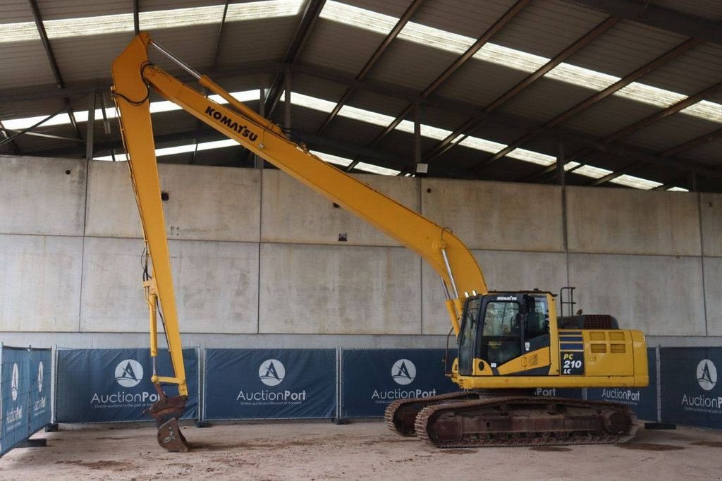 Kettenbagger typu Komatsu PC210LC-10, Gebrauchtmaschine v Antwerpen (Obrázok 1)
