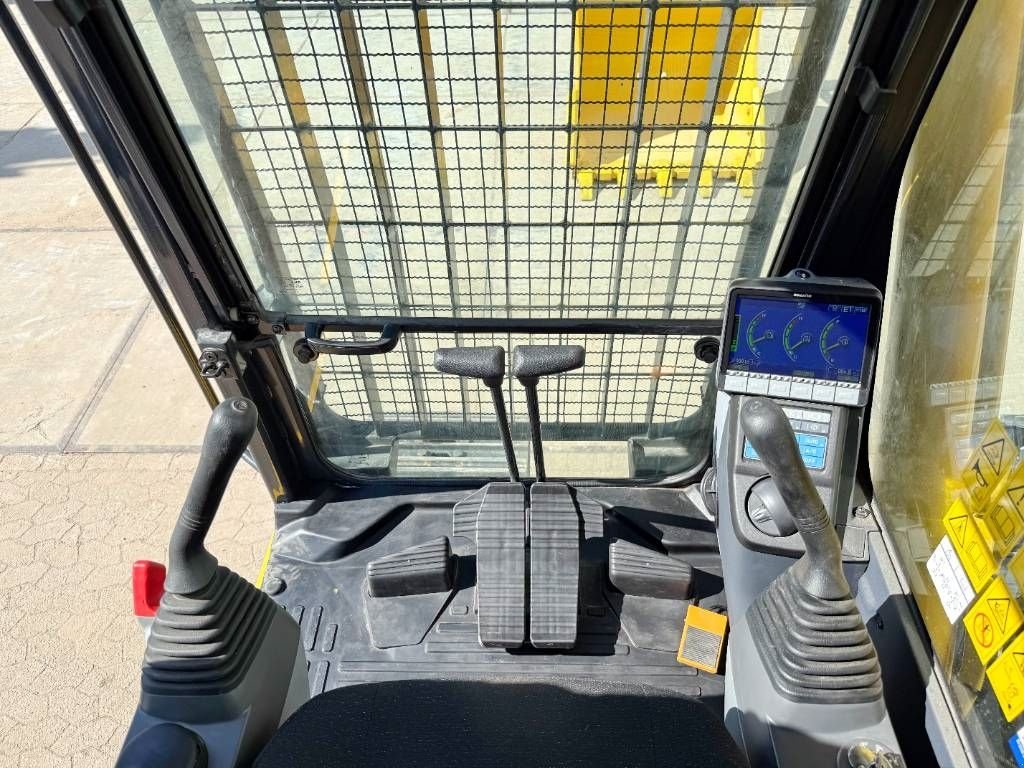 Kettenbagger des Typs Komatsu PC210LC-10M0 - New / Unused / Hammer Lines, Gebrauchtmaschine in Veldhoven (Bild 10)