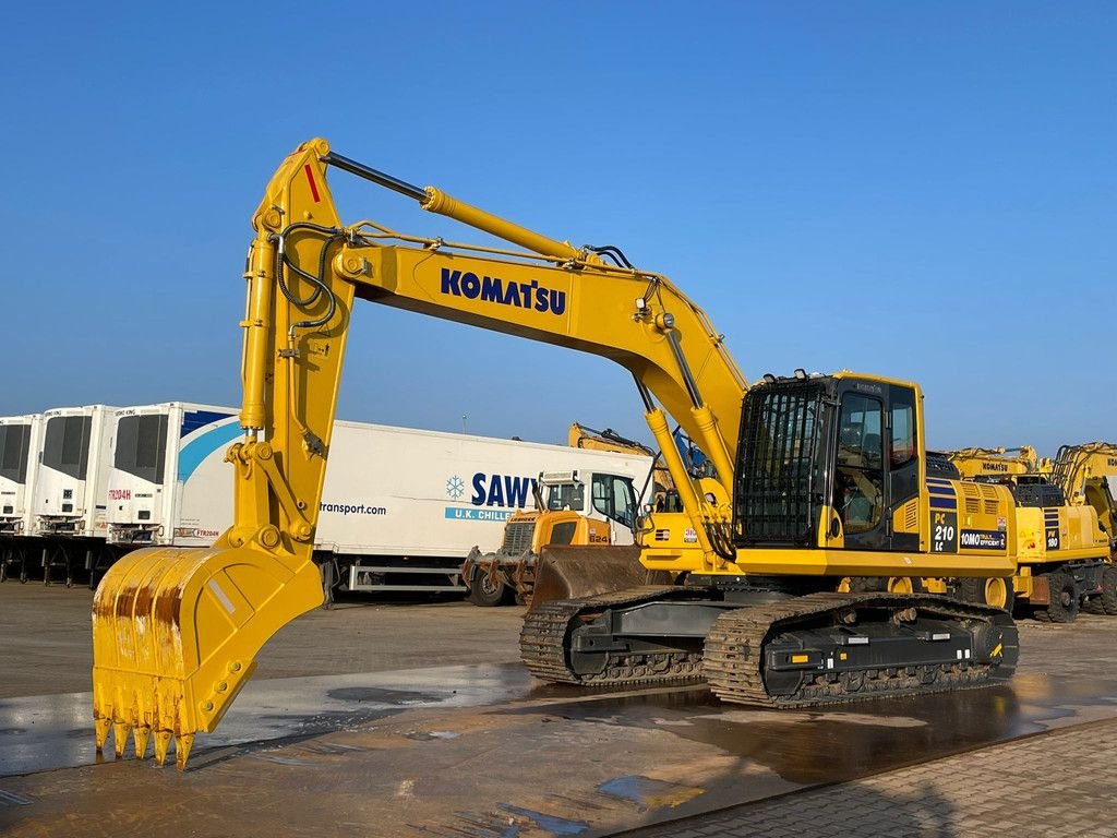 Kettenbagger des Typs Komatsu PC210LC-10MO, Neumaschine in Velddriel (Bild 2)