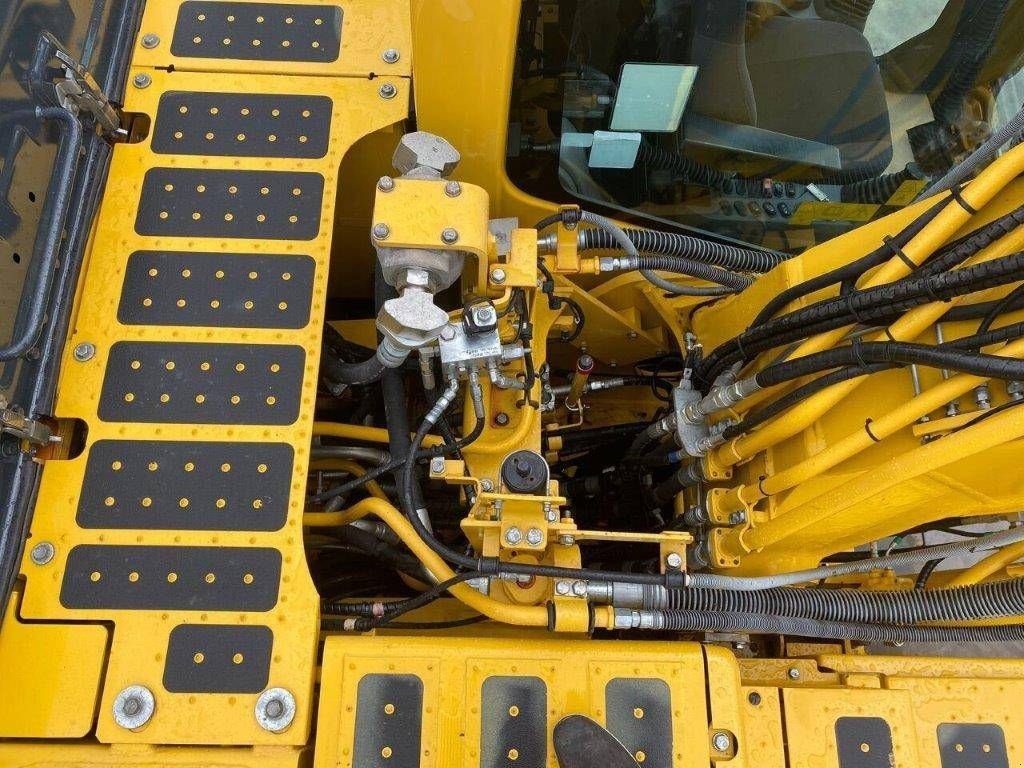 Kettenbagger des Typs Komatsu PC210LC-11, Gebrauchtmaschine in Overijse (Bild 3)