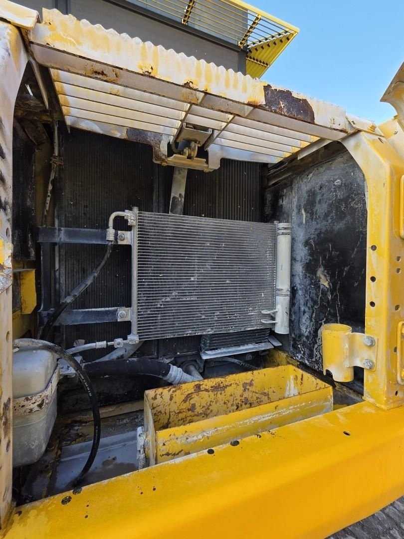 Kettenbagger des Typs Komatsu PC210LC-8, Gebrauchtmaschine in Krabbendijke (Bild 10)