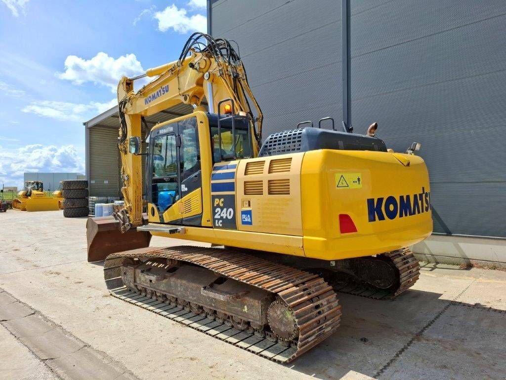 Kettenbagger typu Komatsu PC240LC-10, Gebrauchtmaschine v Overijse (Obrázek 2)