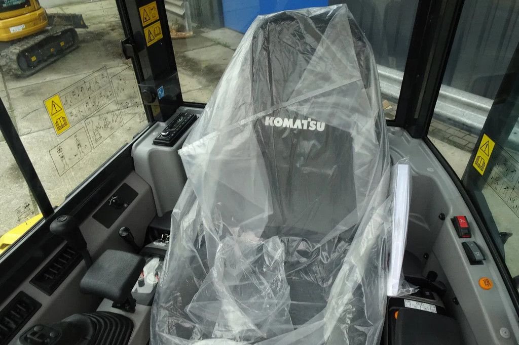 Kettenbagger a típus Komatsu PC26MR, Neumaschine ekkor: Losdorp (Kép 9)