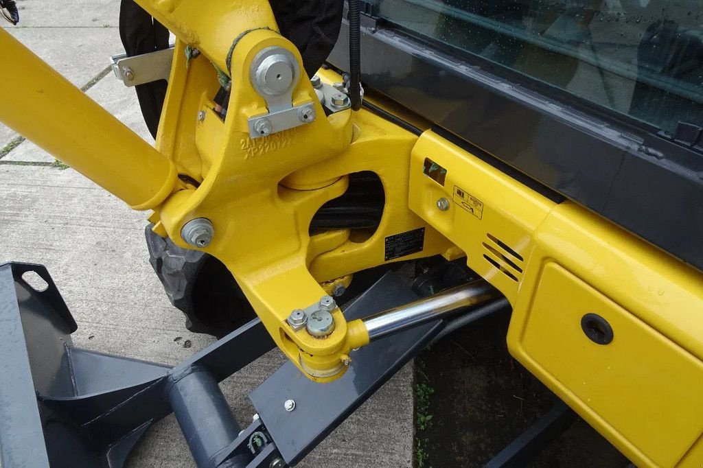 Kettenbagger a típus Komatsu PC26MR, Neumaschine ekkor: Losdorp (Kép 5)