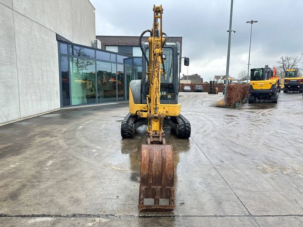 Kettenbagger del tipo Komatsu PC35 MR-2, Gebrauchtmaschine In Antwerpen (Immagine 2)