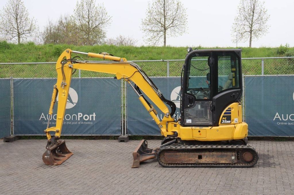 Kettenbagger za tip Komatsu PC35MR-5, Gebrauchtmaschine u Antwerpen (Slika 2)