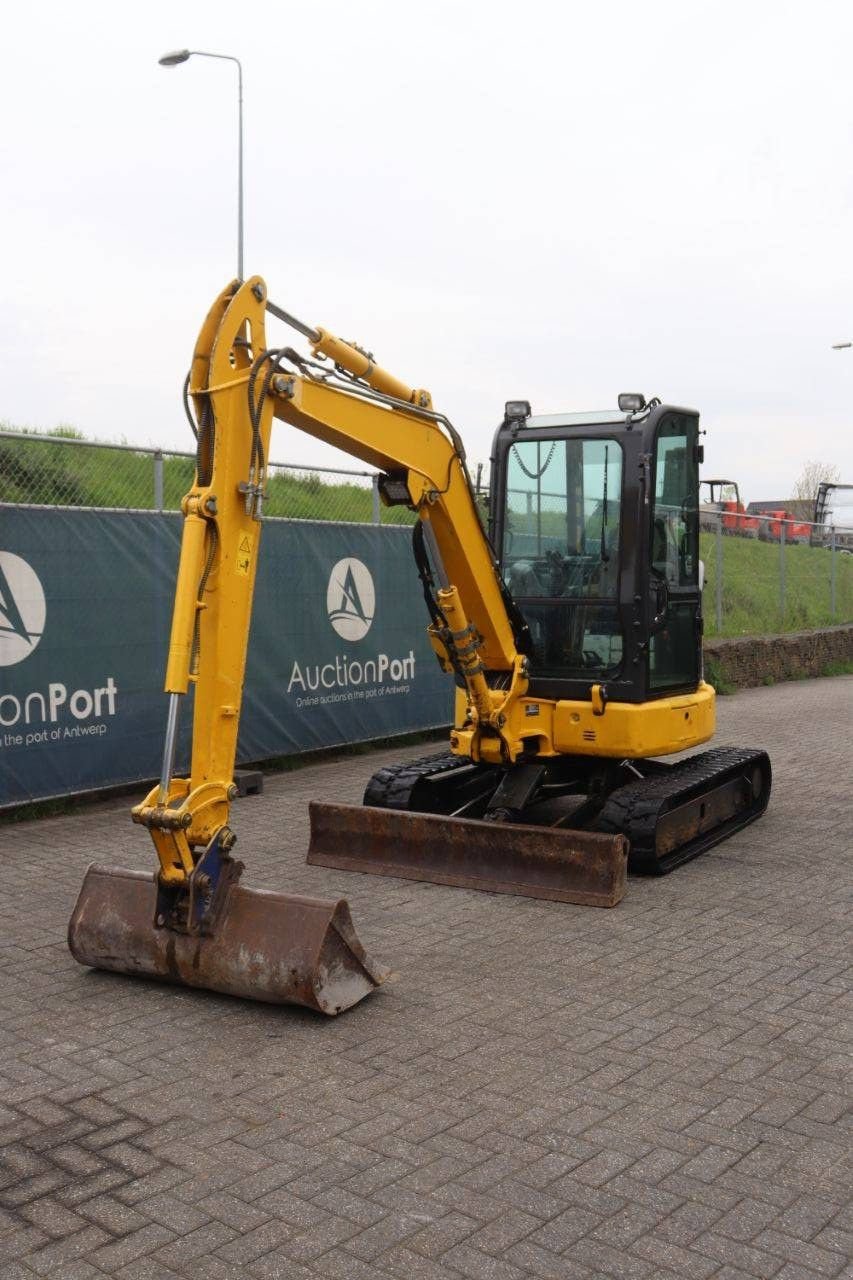 Kettenbagger типа Komatsu PC35MR, Gebrauchtmaschine в Antwerpen (Фотография 10)
