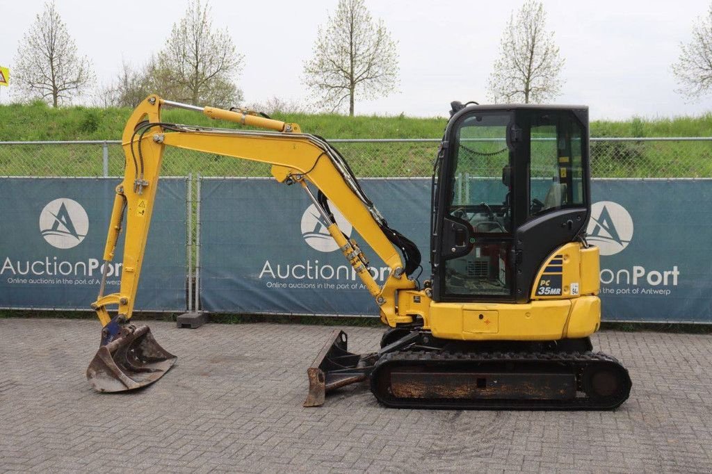 Kettenbagger типа Komatsu PC35MR, Gebrauchtmaschine в Antwerpen (Фотография 2)