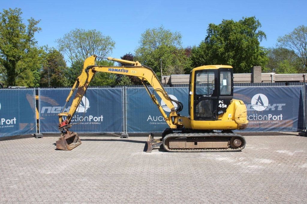 Kettenbagger typu Komatsu PC45R-8, Gebrauchtmaschine v Antwerpen (Obrázok 2)