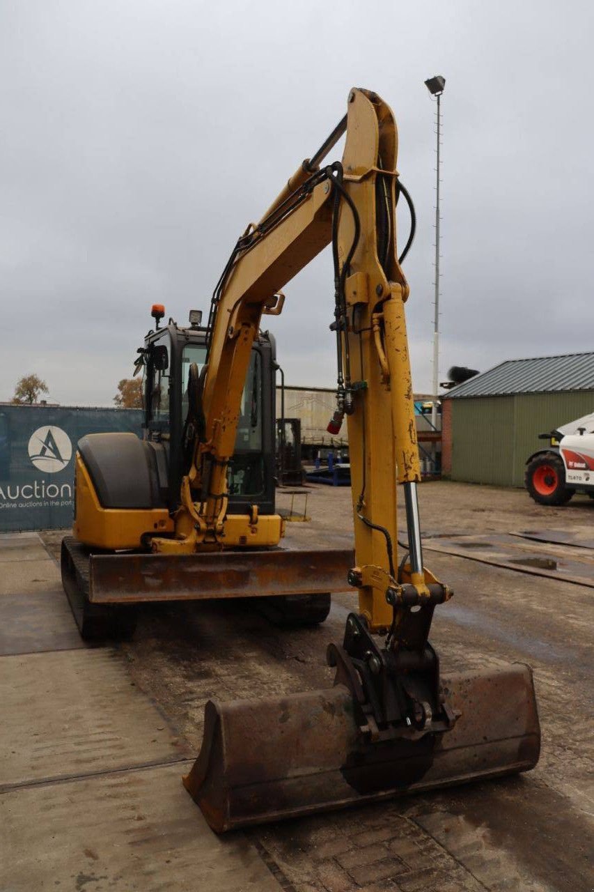 Kettenbagger typu Komatsu PC55MR-3, Gebrauchtmaschine v Antwerpen (Obrázek 8)