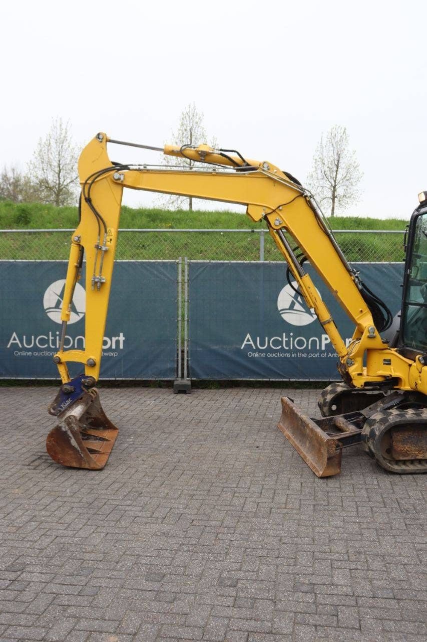 Kettenbagger del tipo Komatsu PC55MR-5M0, Gebrauchtmaschine In Antwerpen (Immagine 11)