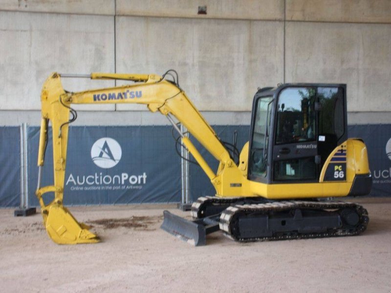 Kettenbagger du type Komatsu PC56-7, Gebrauchtmaschine en Antwerpen (Photo 1)