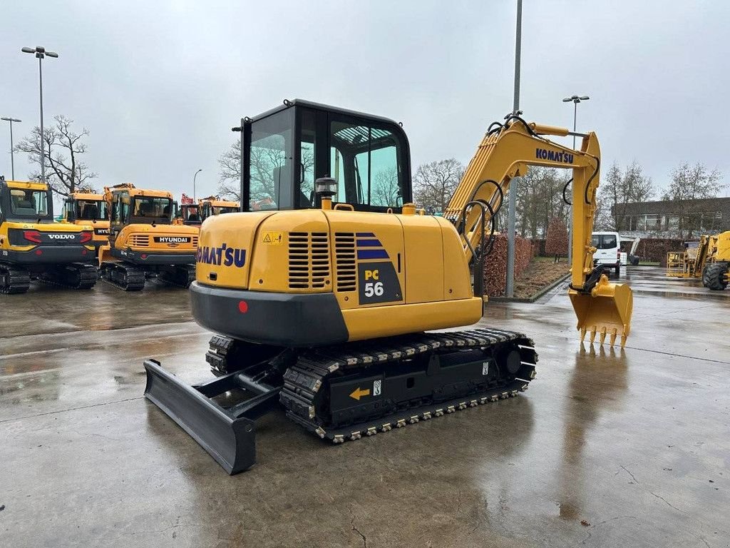 Kettenbagger typu Komatsu PC56-7, Gebrauchtmaschine w Antwerpen (Zdjęcie 4)