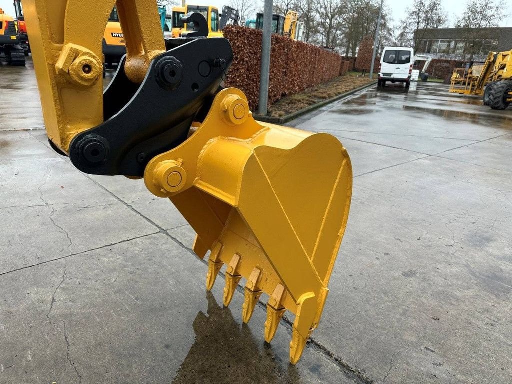 Kettenbagger typu Komatsu PC56-7, Gebrauchtmaschine w Antwerpen (Zdjęcie 11)