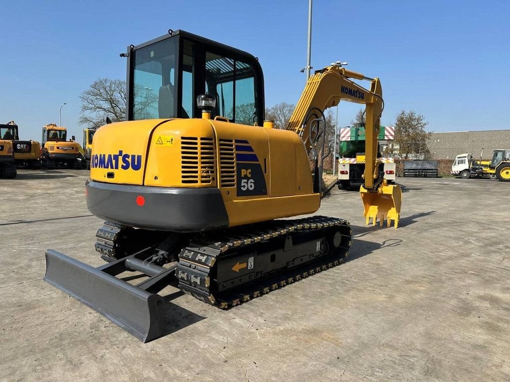 Kettenbagger del tipo Komatsu PC56-7, Gebrauchtmaschine In Antwerpen (Immagine 4)