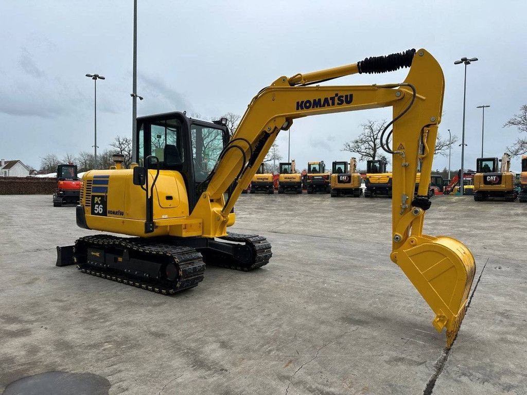 Kettenbagger za tip Komatsu PC56-7, Gebrauchtmaschine u Antwerpen (Slika 3)