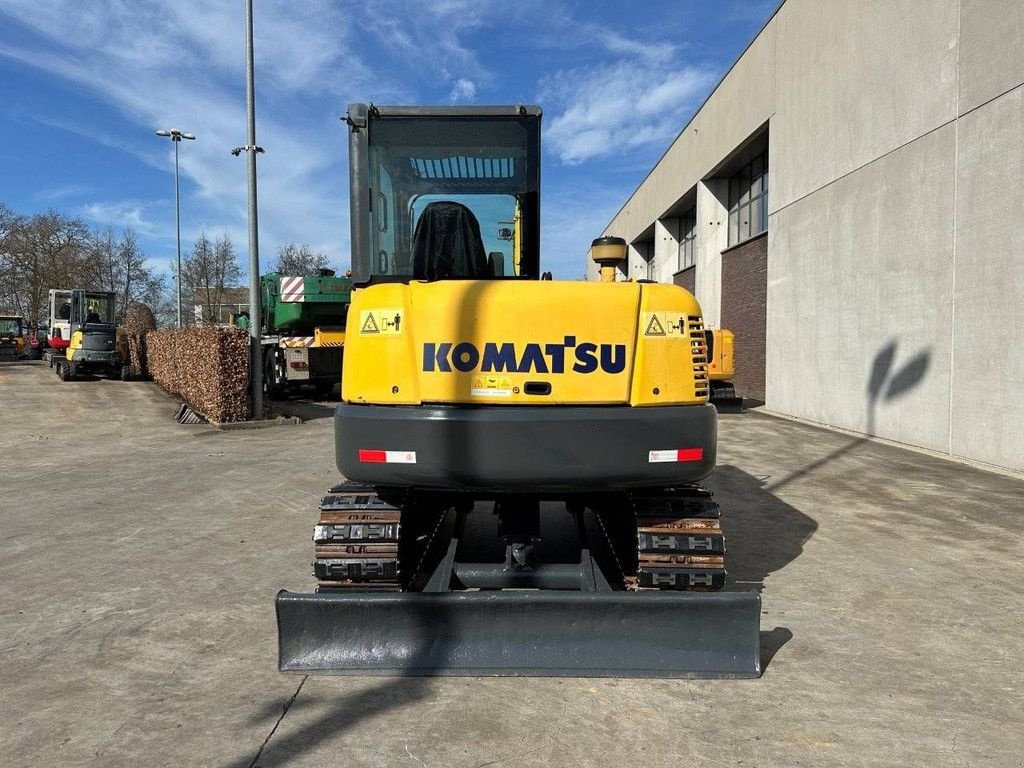 Kettenbagger a típus Komatsu PC56-7, Gebrauchtmaschine ekkor: Antwerpen (Kép 5)