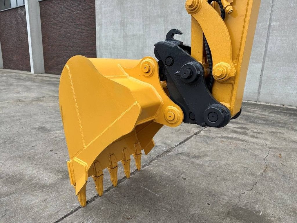 Kettenbagger za tip Komatsu PC56-7, Gebrauchtmaschine u Antwerpen (Slika 9)
