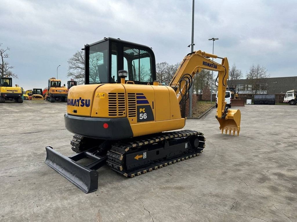 Kettenbagger za tip Komatsu PC56-7, Gebrauchtmaschine u Antwerpen (Slika 4)