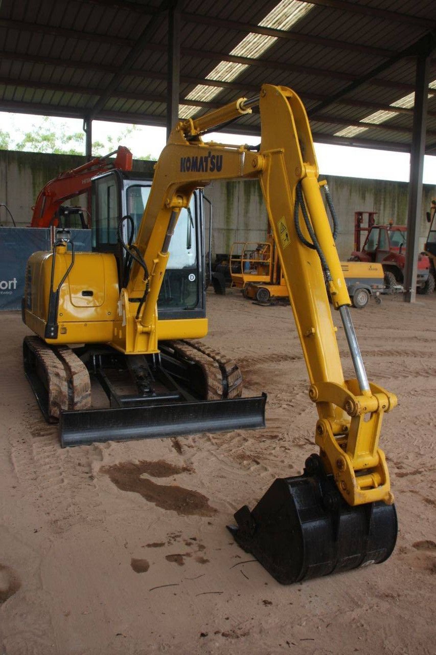 Kettenbagger του τύπου Komatsu PC56-7, Gebrauchtmaschine σε Antwerpen (Φωτογραφία 7)