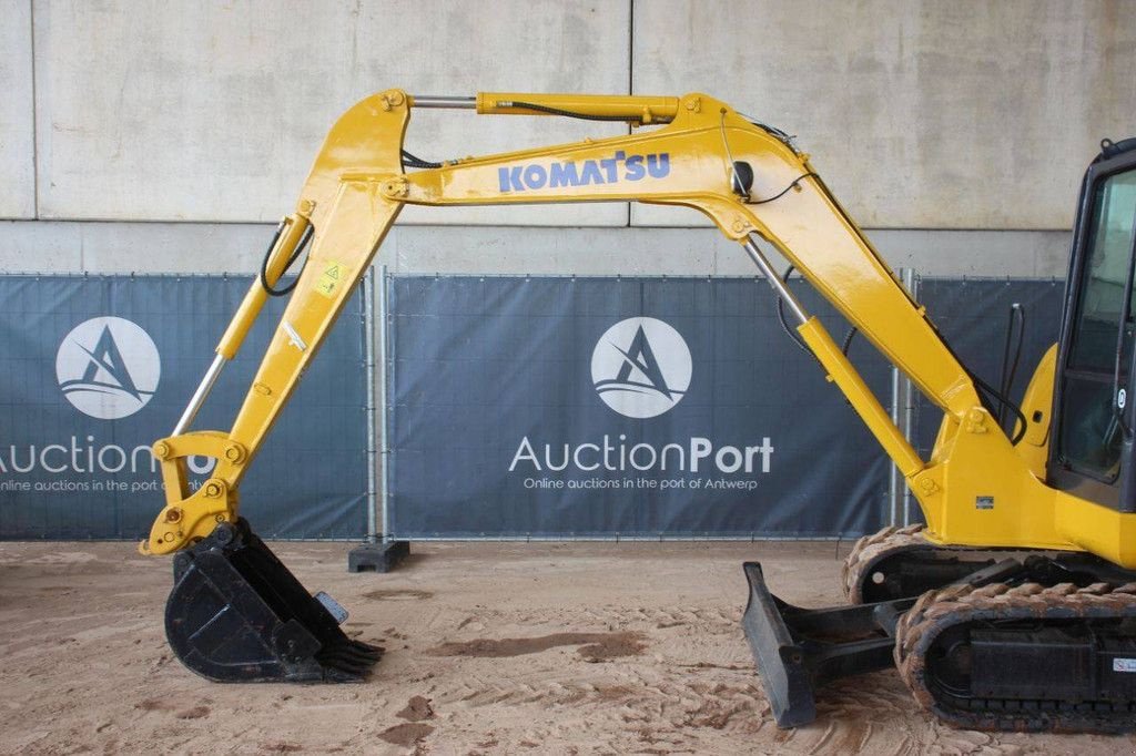 Kettenbagger του τύπου Komatsu PC56-7, Gebrauchtmaschine σε Antwerpen (Φωτογραφία 10)
