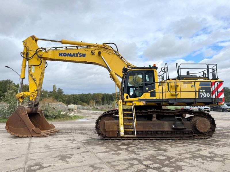 Kettenbagger of the type Komatsu PC700LC-8EO - Adjustable UC / Hydraulic Stairs, Gebrauchtmaschine in Veldhoven (Picture 1)