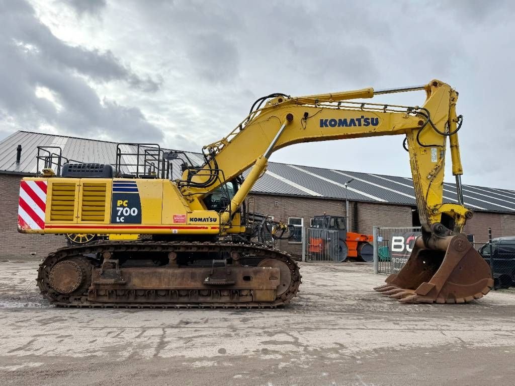 Kettenbagger des Typs Komatsu PC700LC-8EO - Adjustable UC / Hydraulic Stairs, Gebrauchtmaschine in Veldhoven (Bild 5)