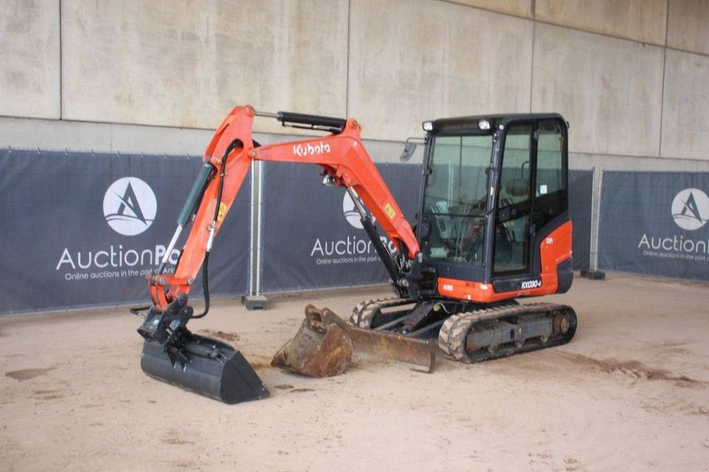 Kettenbagger of the type Kubota KX030-4, Gebrauchtmaschine in Antwerpen (Picture 9)