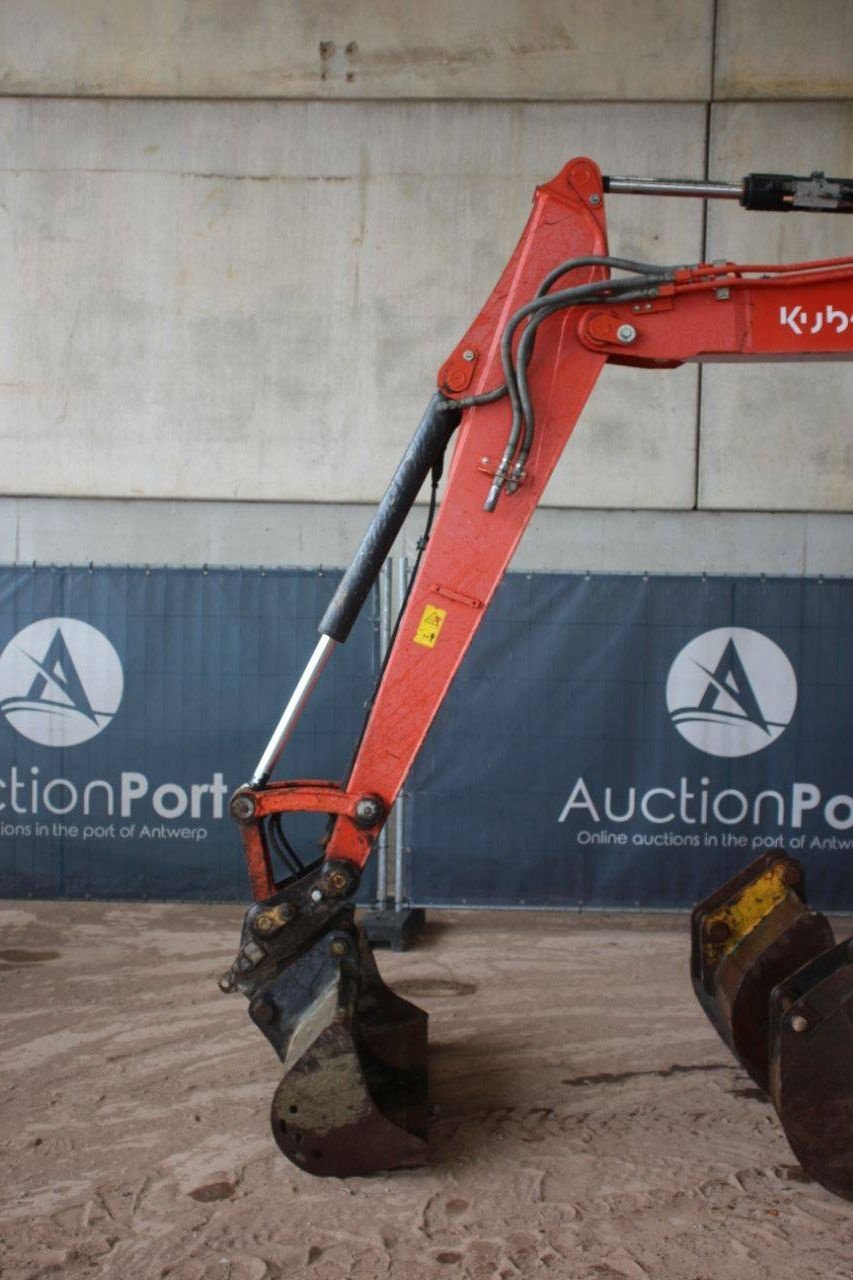 Kettenbagger of the type Kubota KX080-4a, Gebrauchtmaschine in Antwerpen (Picture 11)