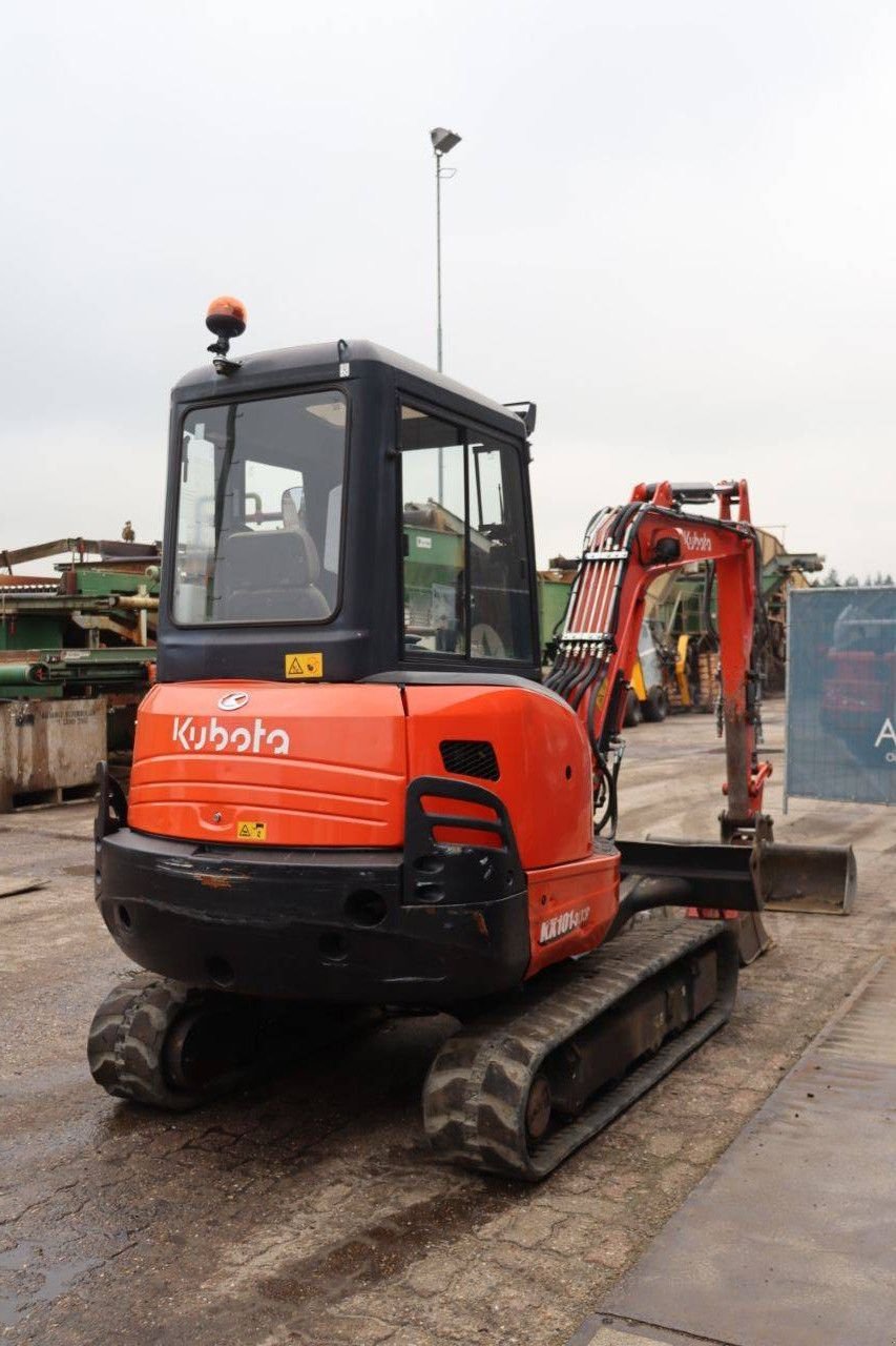 Kettenbagger от тип Kubota KX101-3a3, Gebrauchtmaschine в Antwerpen (Снимка 7)