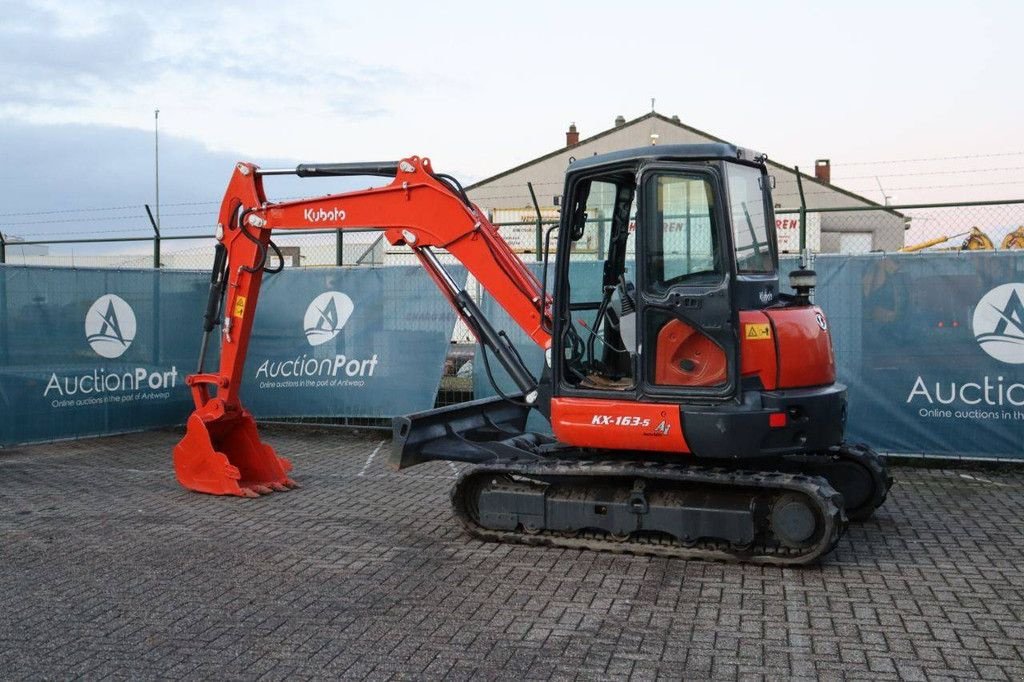 Kettenbagger des Typs Kubota KX163-5, Gebrauchtmaschine in Antwerpen (Bild 4)