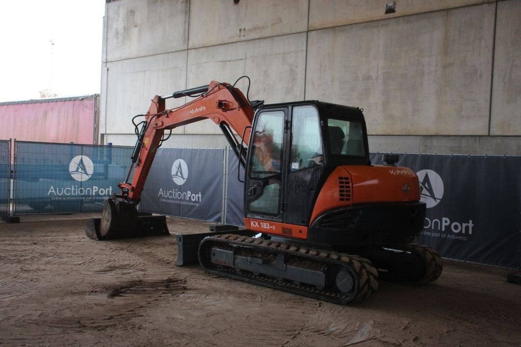 Kettenbagger типа Kubota KX183-3, Gebrauchtmaschine в Antwerpen (Фотография 3)